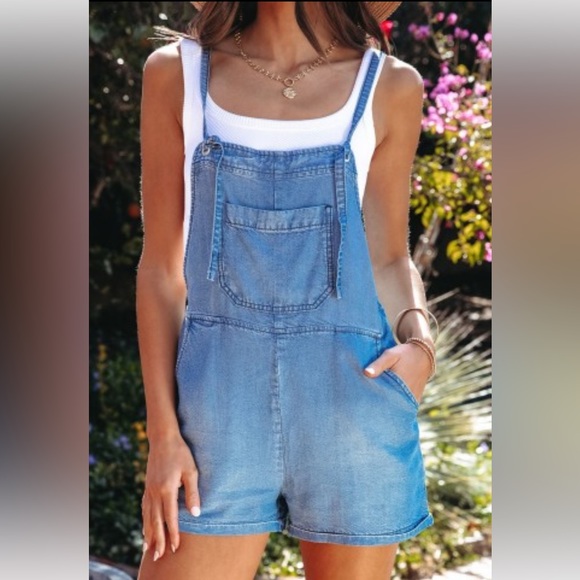 Boutique Brand Medium Wash Grommet Tie Straps Casual Denim Romper Overalls 💗 - Picture 6 of 9